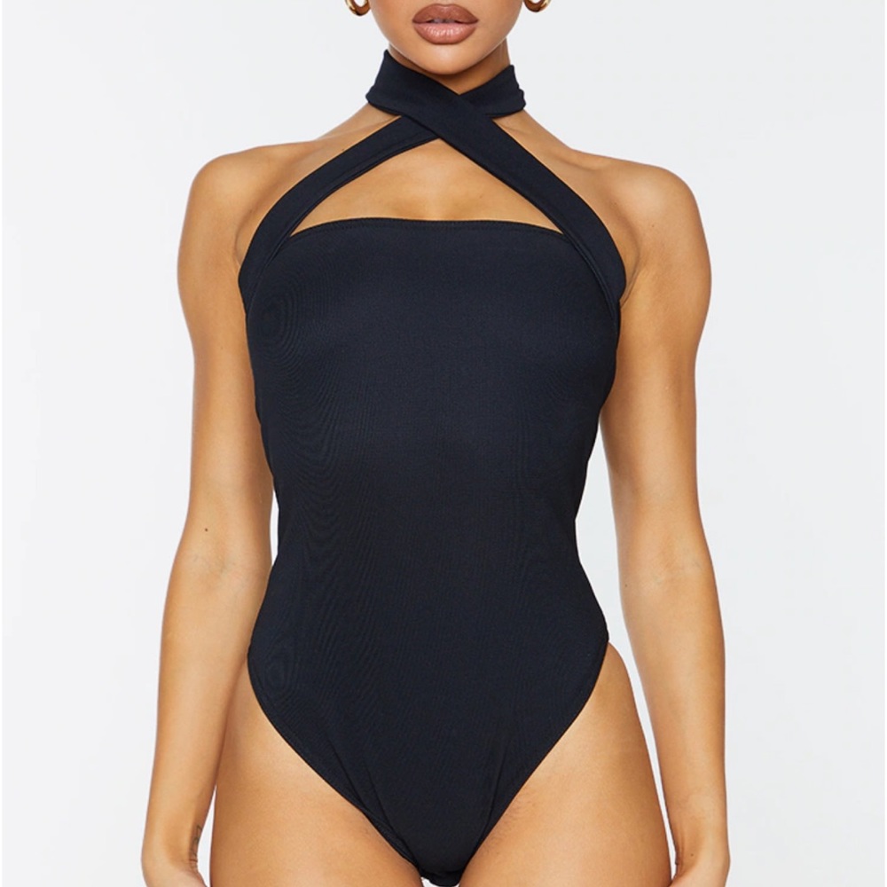 PRETTYLITTLETHING Black Textured Rib Halterneck Bodysuit
